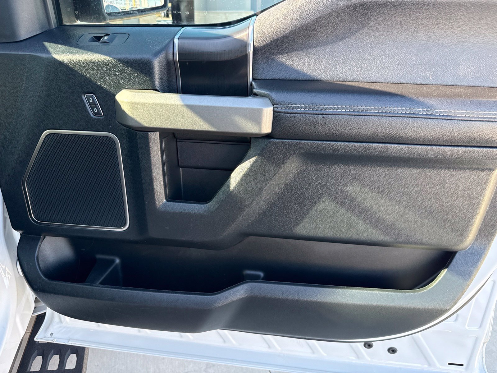 Used 2019 Ford F150 Raptor w/ Equipment Group 802A Luxury AWD/4WD image 25