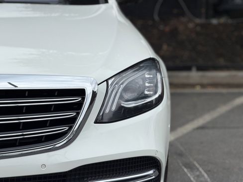Used 2019 Mercedes-Benz S 560 Sedan image 5