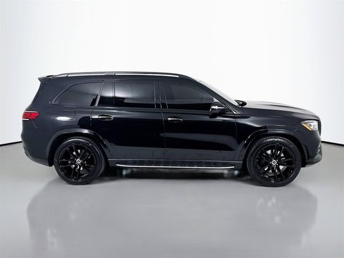 Used 2023 Mercedes-Benz GLS 580 4MATIC image 8