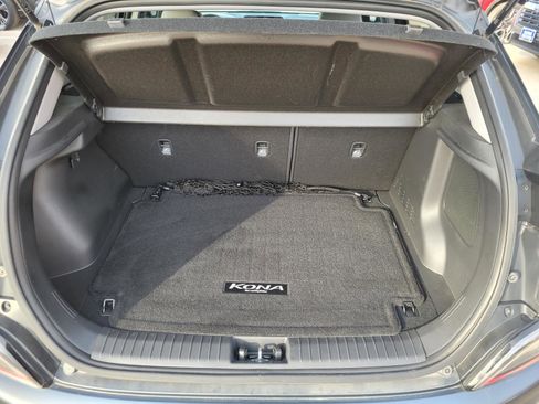 Used 2023 Hyundai Kona Limited image 19