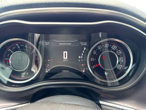 Used 2015 Dodge Challenger R/T w/ Quick Order Package 28B R/T RWD image 11