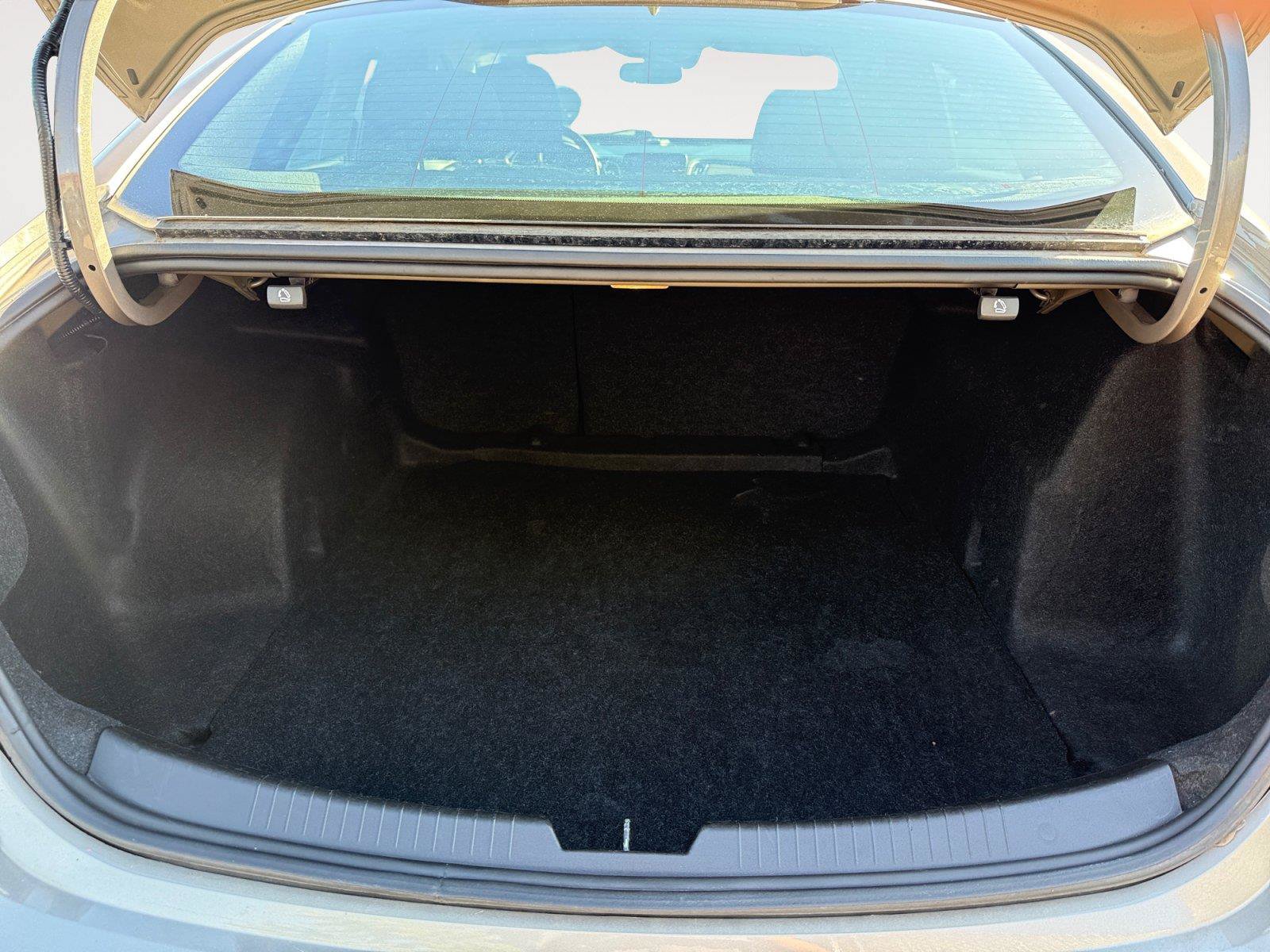 Used 2023 Chevrolet Malibu LT FWD image 20
