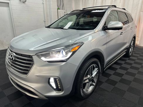Used 2017 Hyundai Santa Fe Limited AWD/4WD image 4