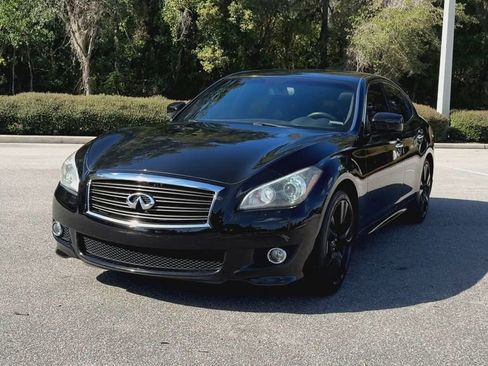 Used 2013 INFINITI M37 w/ Premium Pkg image 3