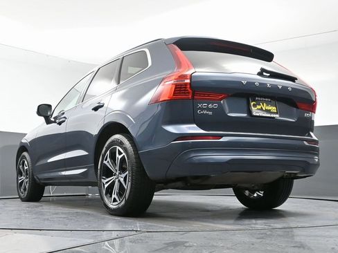 Used 2022 Volvo XC60 B5 Momentum w/ Climate Package image 51
