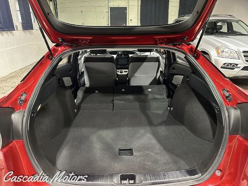 Used 2018 Toyota Prius Three FWD image 11