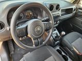 Used 2014 Jeep Patriot Sport image 2