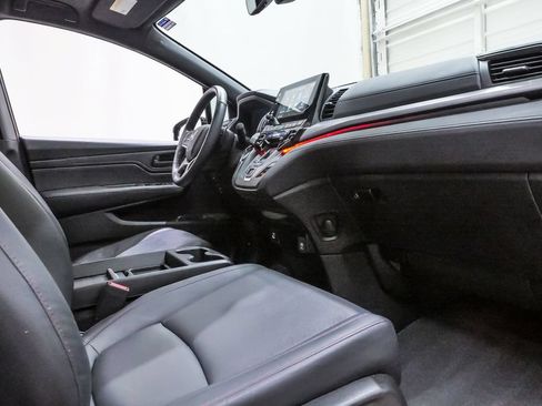 Used 2024 Honda Odyssey Sport image 14