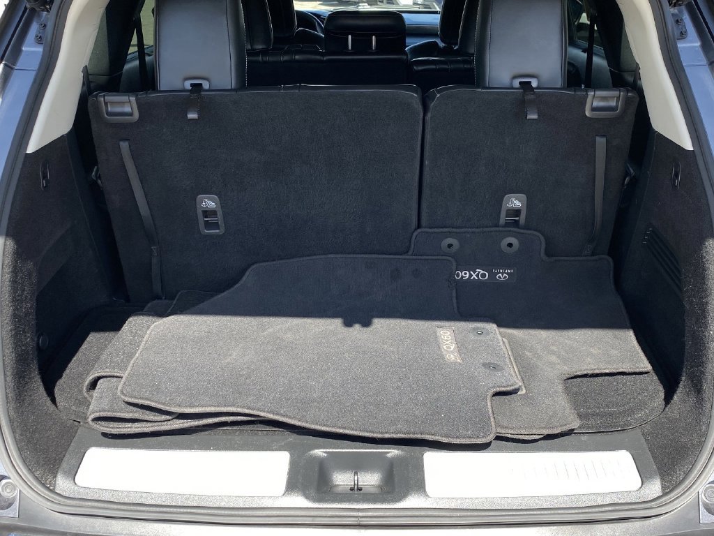 Used 2023 INFINITI QX60 Luxe w/ Cargo Package FWD image 12