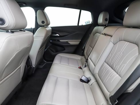 Used 2025 Buick Envista Avenir image 20