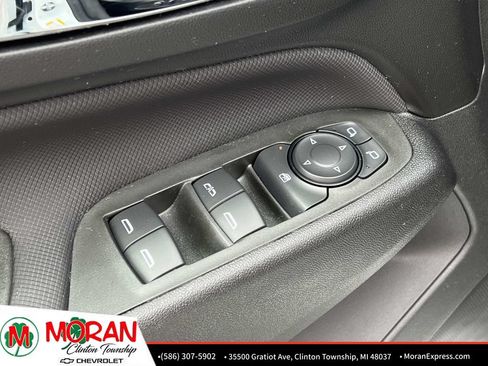 Certified 2024 Chevrolet Equinox RS FWD image 17