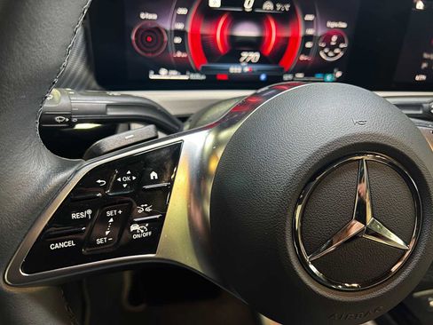 Certified 2025 Mercedes-Benz CLA 250 4MATIC image 25