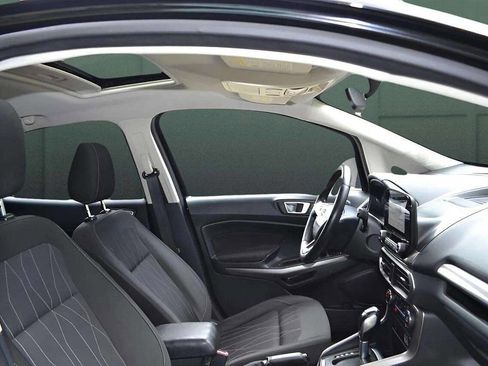 Used 2019 Ford EcoSport SE image 25