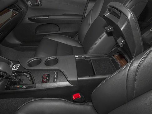 Used 2013 Toyota Avalon XLE Touring FWD image 17