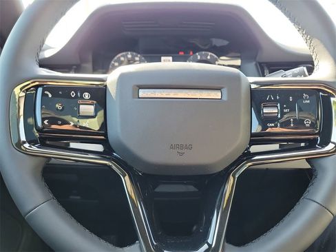 New 2026 Land Rover Range Rover Evoque Dynamic SE image 29