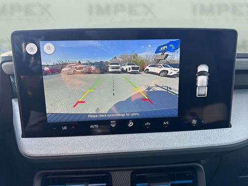 Used 2025 Ford Maverick XLT w/ Equipment Group 302A image 18