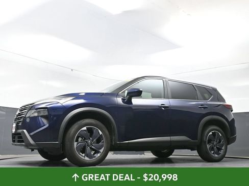 Used 2025 Nissan Rogue SV FWD image 54