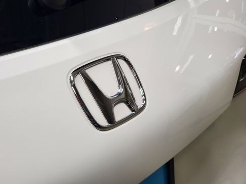 Used 2024 Honda HR-V Sport image 7