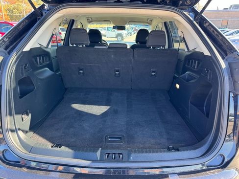 Used 2019 Ford Edge SEL image 6