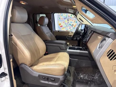 Used 2013 Ford F250 Lariat w/ Chrome Pkg AWD/4WD image 33