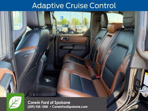 Used 2024 Ford Bronco Outer Banks AWD/4WD image 12