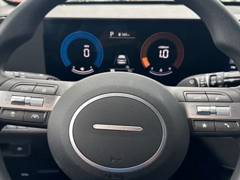 Used 2026 Hyundai Kona SE AWD/4WD image 4