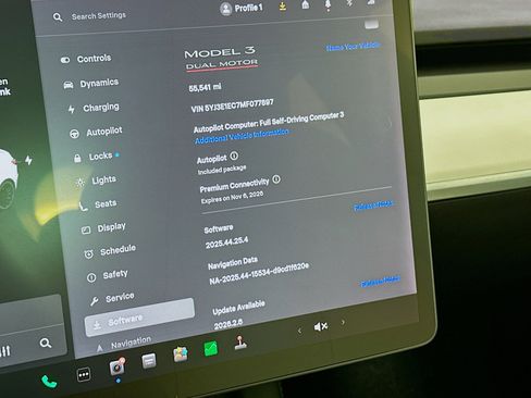 Used 2021 Tesla Model 3 Performance image 18