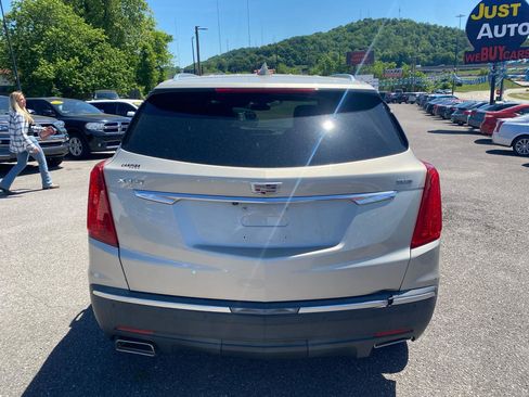 Used 2017 Cadillac XT5 Luxury w/ Driver Awareness Package FWD image 6