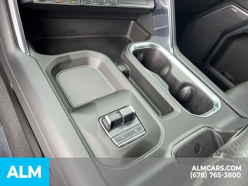 Used 2024 GMC Sierra 3500 Denali image 38