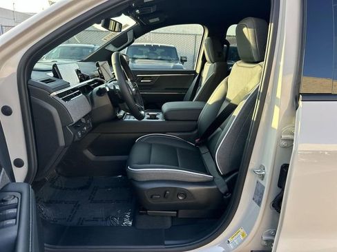 New 2026 GMC Sierra EV Elevation image 20