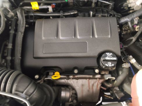 Used 2020 Buick Encore Preferred FWD image 30