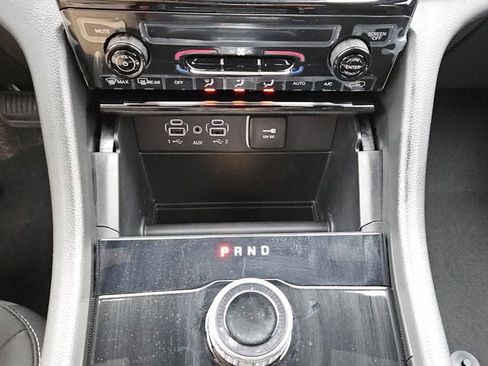 New 2026 Jeep Grand Cherokee L Laredo w/ Trailer Tow Package image 10