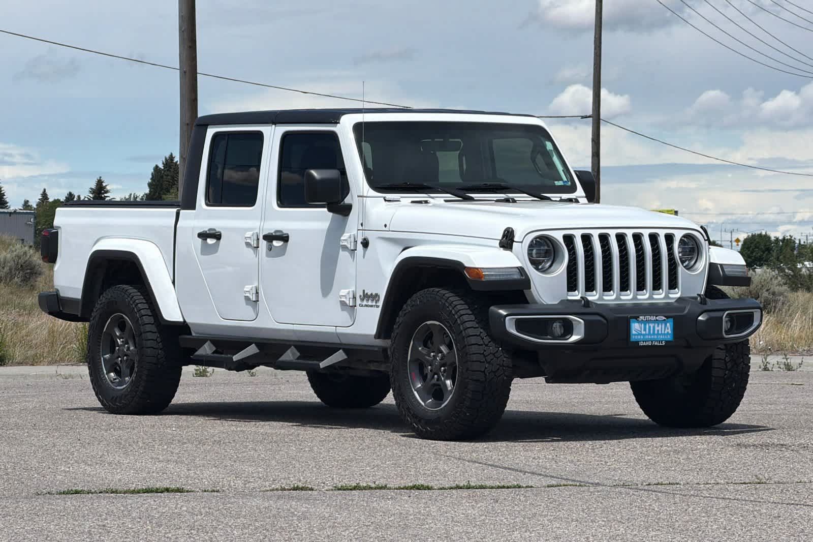 Used 2020 Jeep Gladiator Overland AWD/4WD image 9