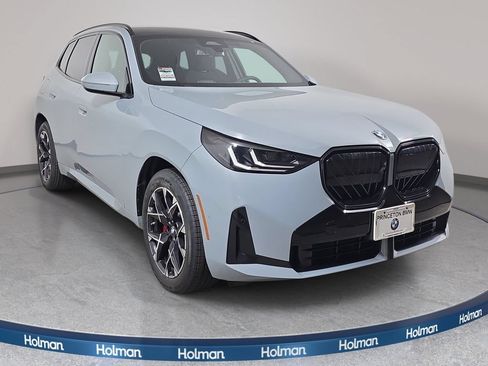 Certified 2025 BMW X3 xDrive30i w/ Premium Package AWD/4WD image 3