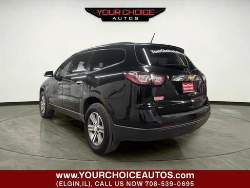 Used 2016 Chevrolet Traverse LT image 3