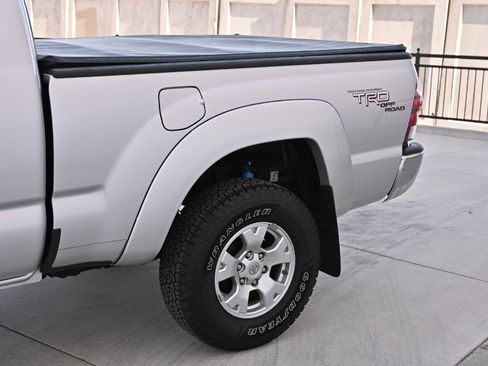 Used 2010 Toyota Tacoma 4x4 Access Cab V6 image 43