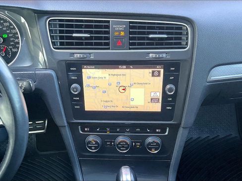 Used 2019 Volkswagen Golf Alltrack SEL image 9
