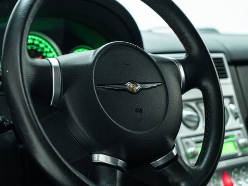 Used 2004 Chrysler Crossfire Limited image 23
