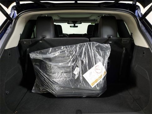 Certified 2025 INFINITI QX60 Pure image 7