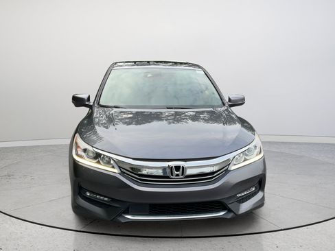 Used 2017 Honda Accord EX-L image 3