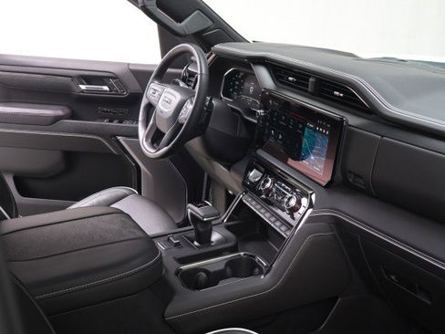 Used 2024 GMC Sierra 1500 AT4X image 83