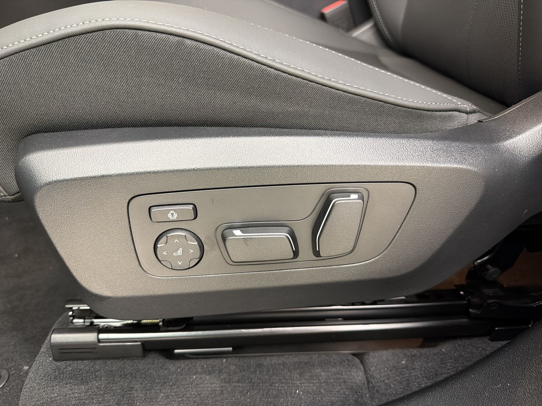 New 2026 BMW X3 xDrive30i w/ Convenience Package AWD/4WD image 15