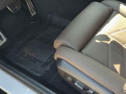 Certified 2024 BMW i5 M60 w/ Premium Package image 17