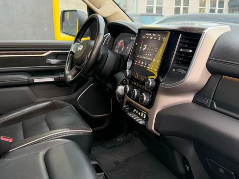 Used 2019 RAM 1500 Laramie image 22