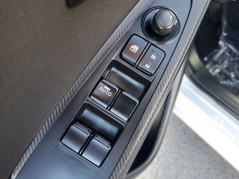 Used 2019 Toyota Yaris LE image 18