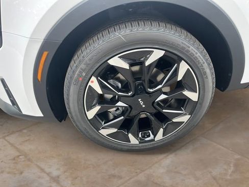 New 2026 Kia Sorento EX FWD image 14