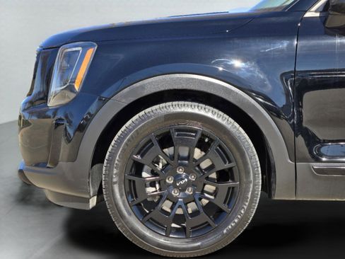Used 2022 Kia Telluride SX w/ Nightfall Edition Package image 36