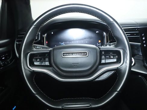 Used 2022 Jeep Grand Wagoneer Series II image 25