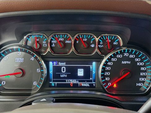 Used 2017 Chevrolet Silverado 2500 High Country image 10