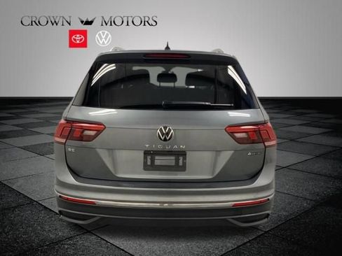 Used 2024 Volkswagen Tiguan SE AWD/4WD image 5
